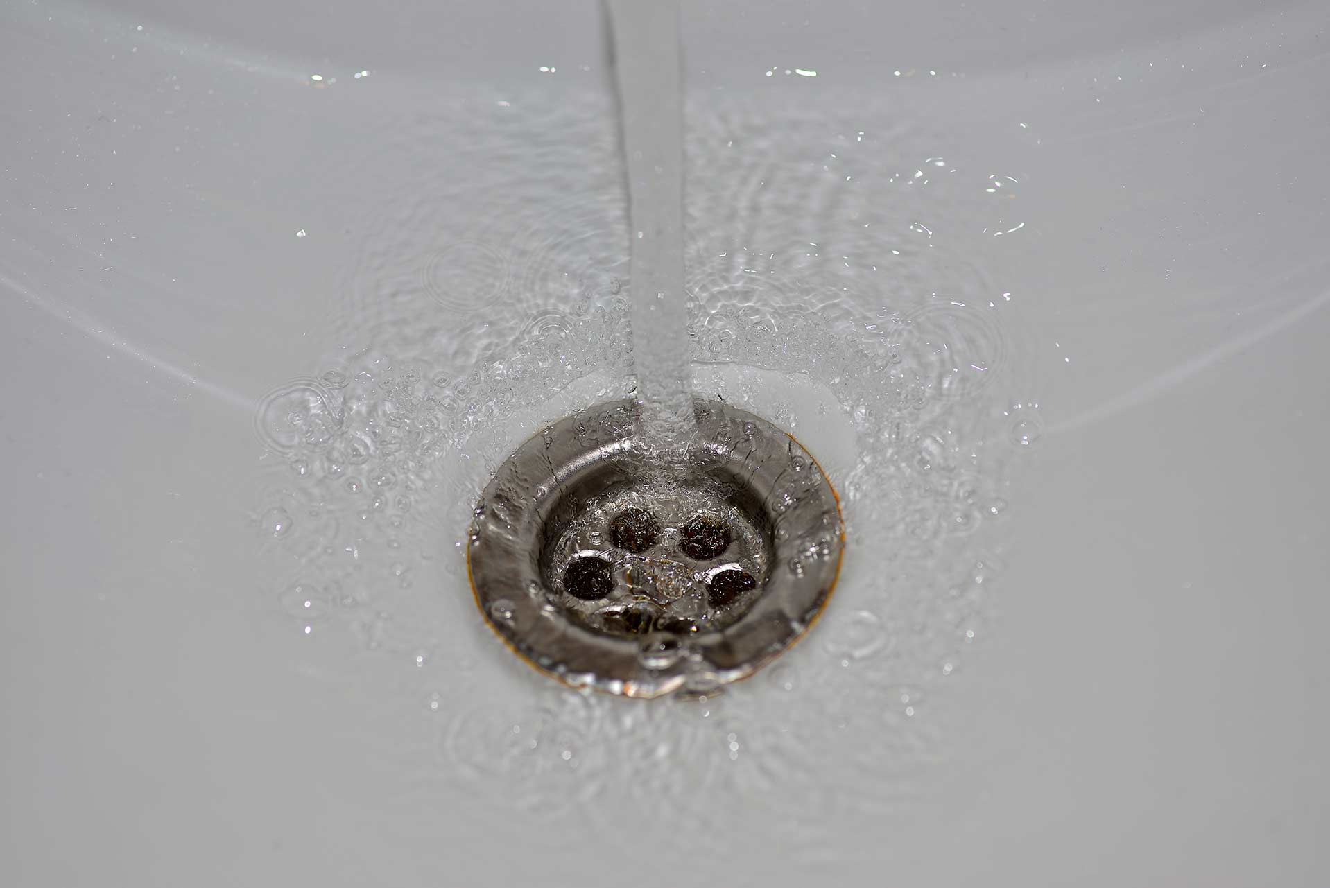 A2B Drains provides services to unblock blocked sinks and drains for properties in Tilbury.